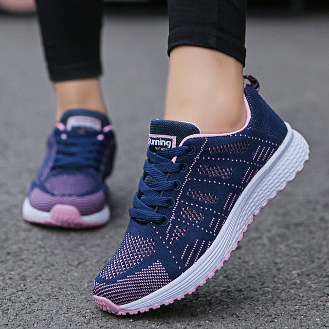 Women Casual Shoes Fashion Breathable Walking Mesh Flat Shoes Sneakers Women 2020 Gym Vulcanized Shoes White Female Footwear